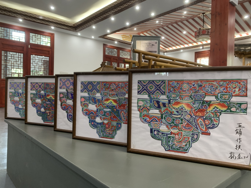 学生实训作品——古建筑彩绘_副本.png